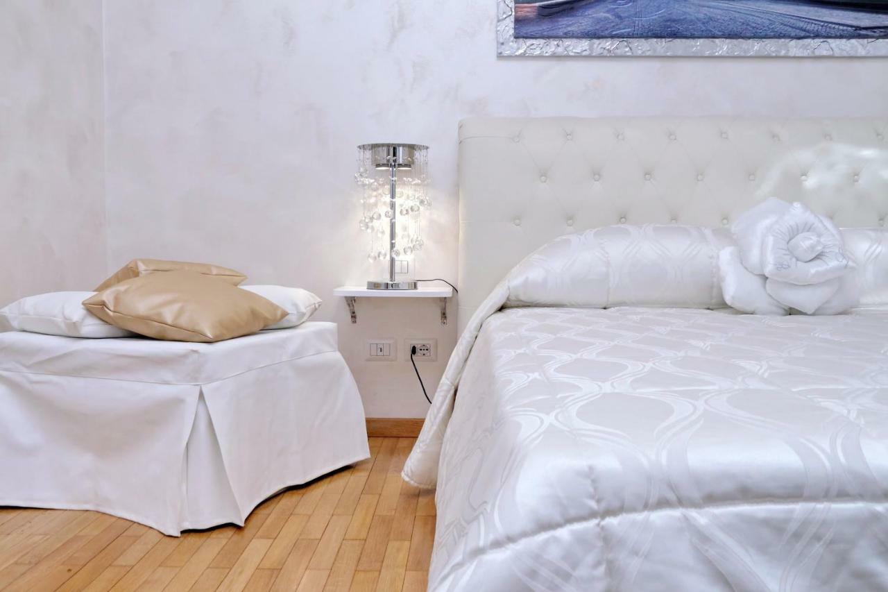 Luxury Rome Guest House Екстер'єр фото