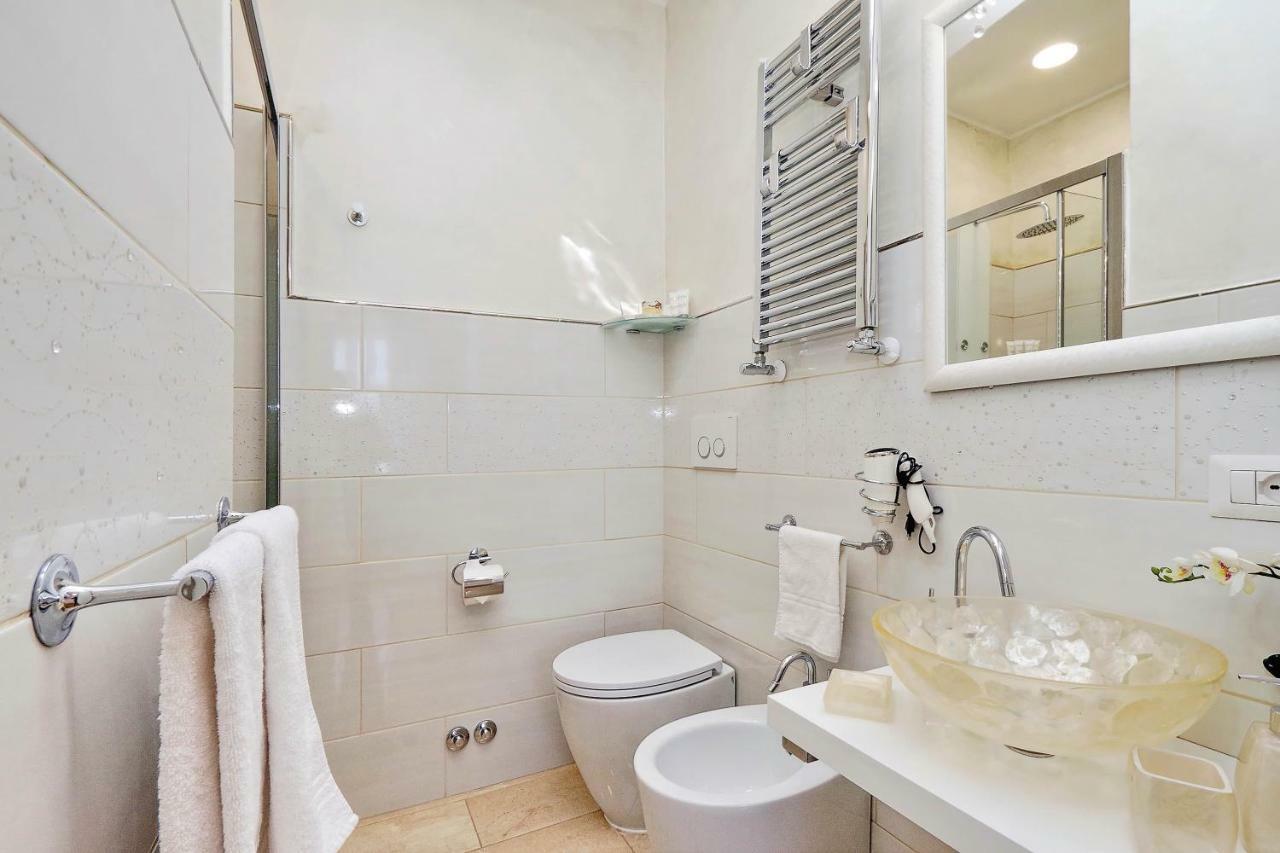 Luxury Rome Guest House Екстер'єр фото